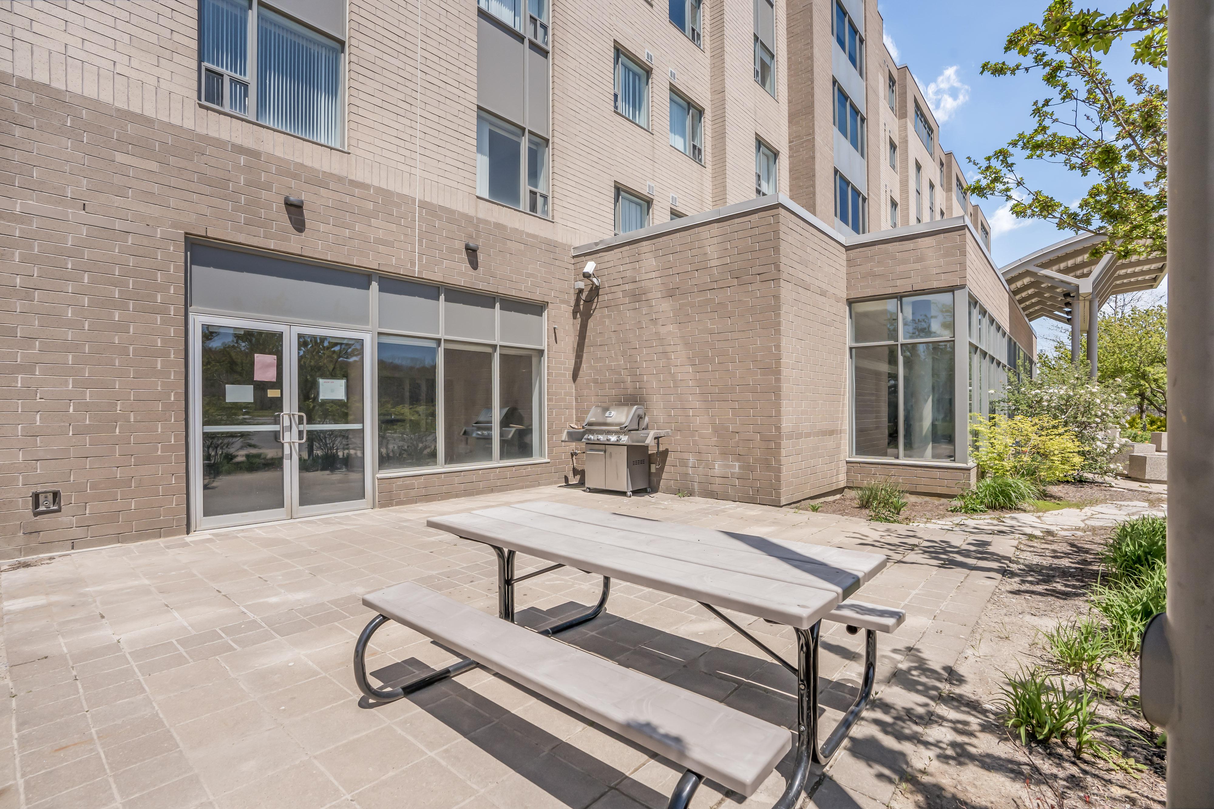 Residence & Conference Centre - Niagara-On-The-Lake Sainte-Catherine Exteriör bild